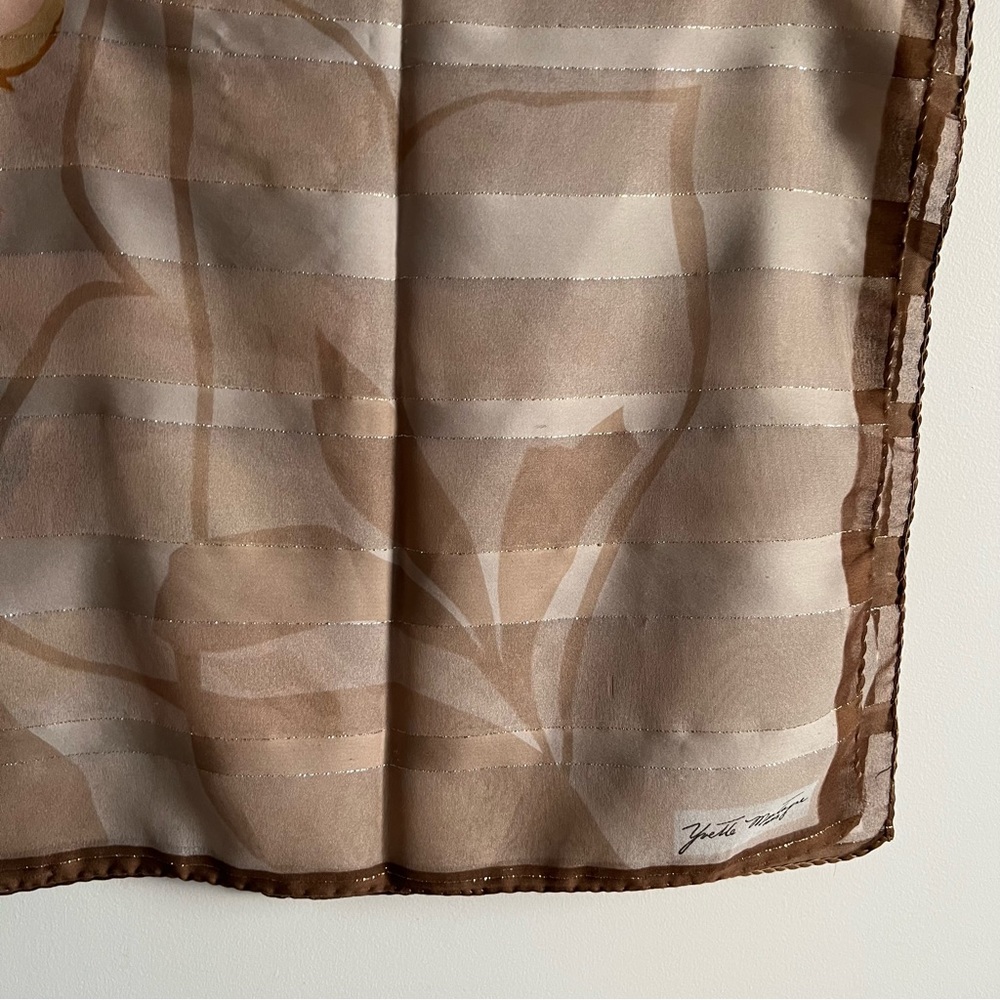 Vintage Yvette Montagne Paris Scarf Floral Print Metallic Threads 34’’ X 34’’ - Picture 9 of 10